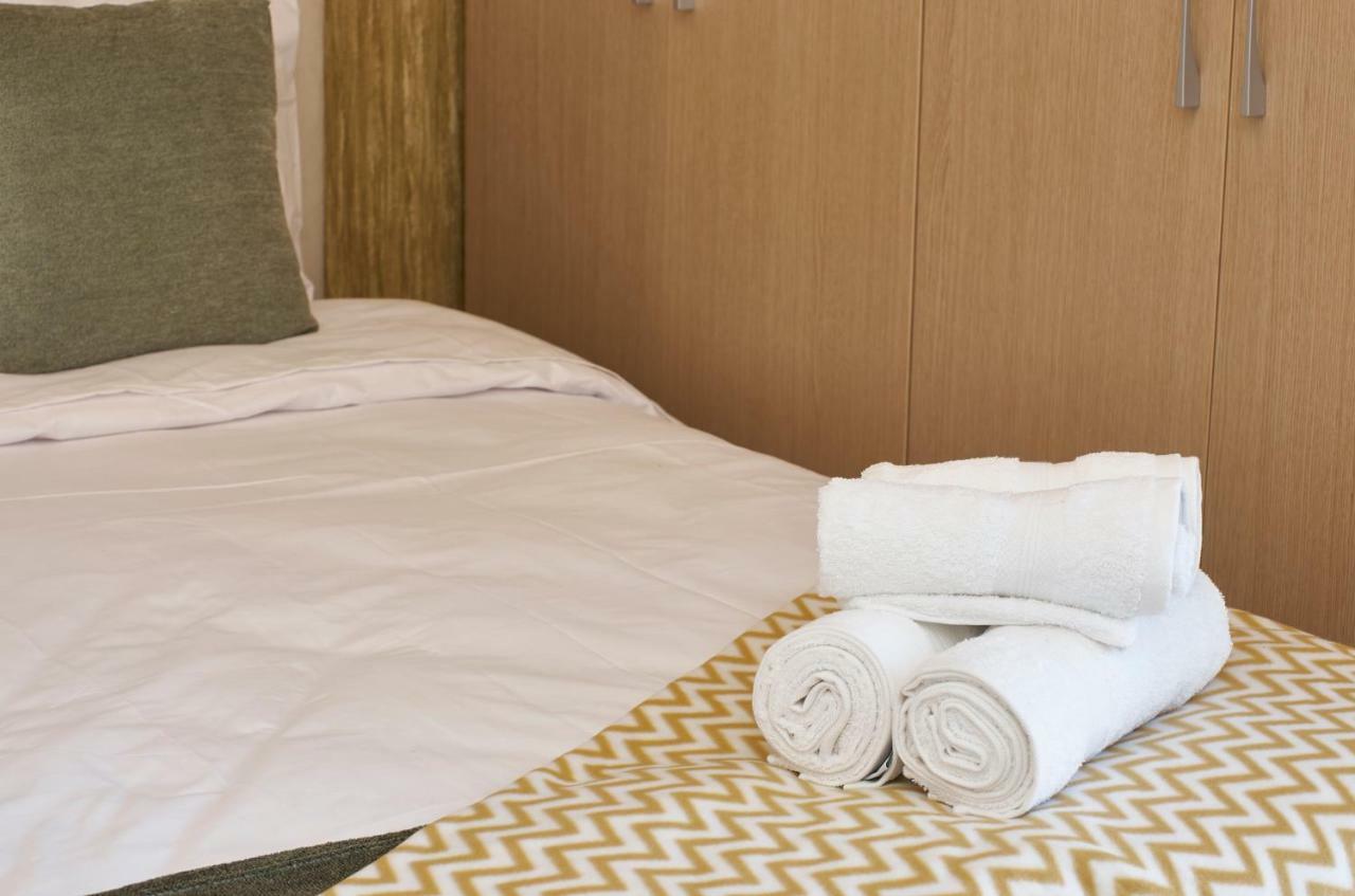Just Athens Apt 130Sqm One Step From Metro 外观 照片